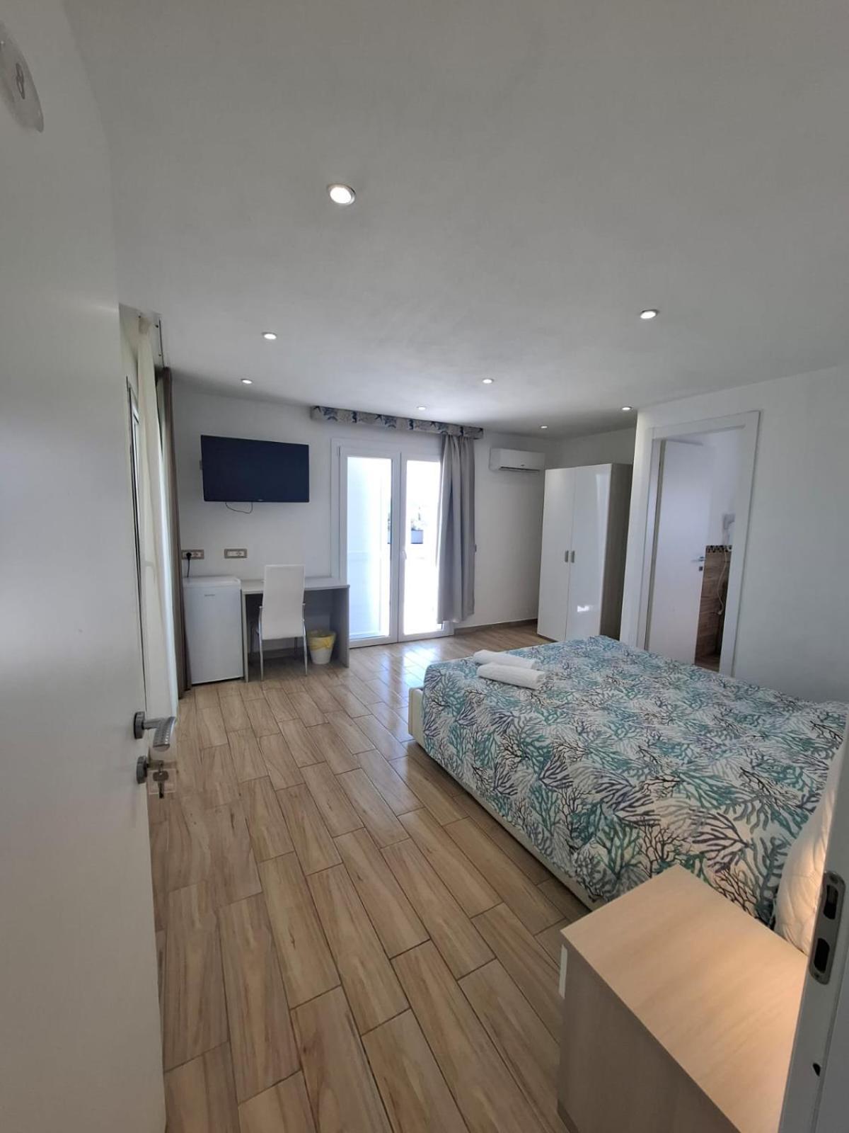 Hotel La Contessa 산타테레사의갈루라 외부 사진